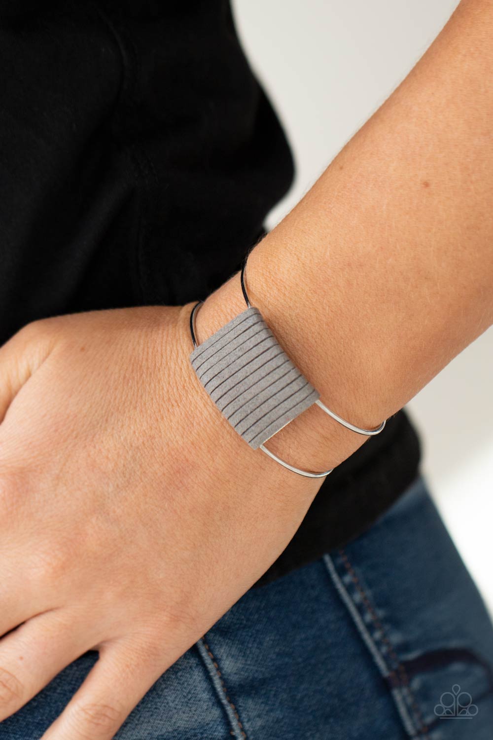 Free Expression (Silver bracelet)