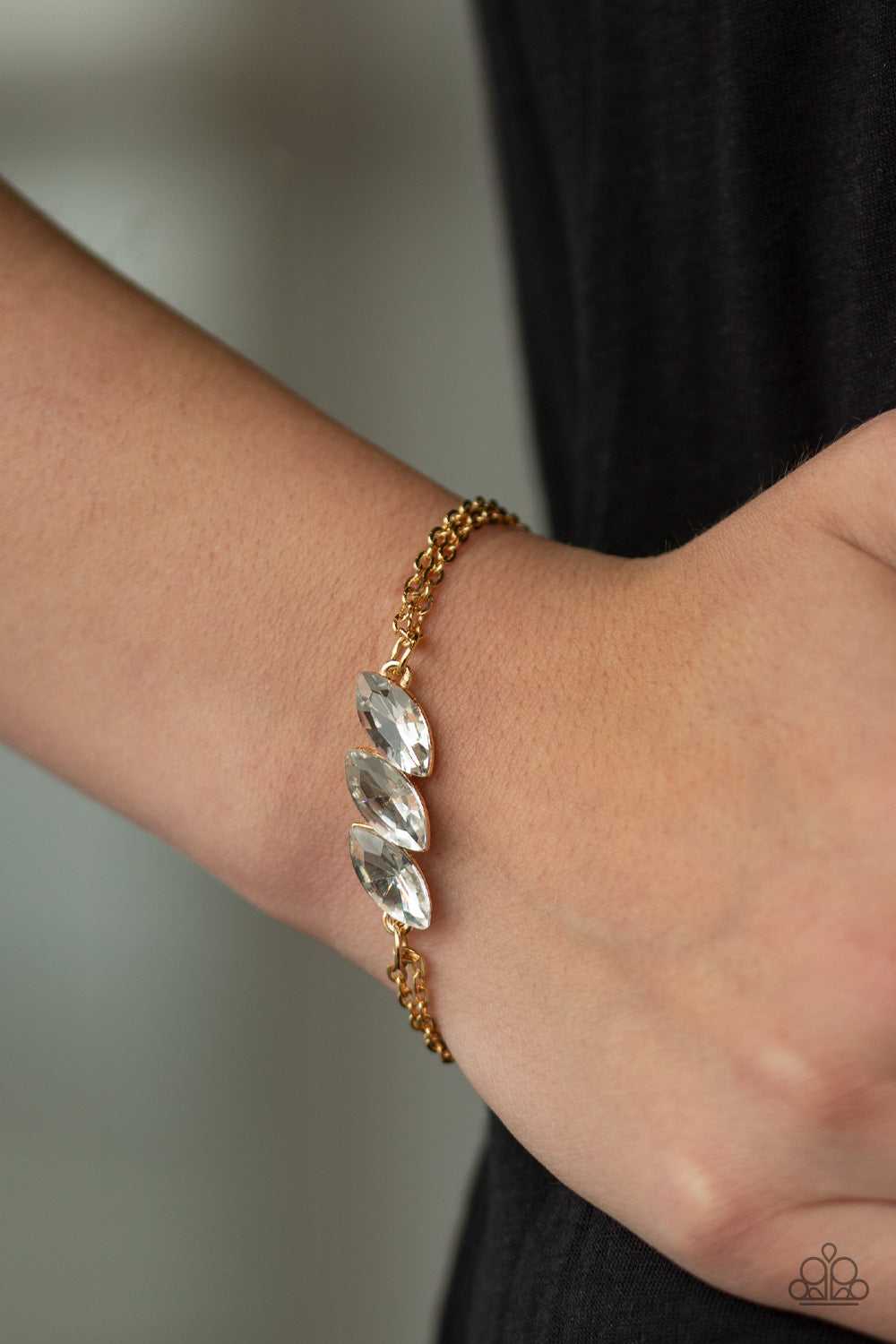 Pretty Priceless (Gold bracelet)