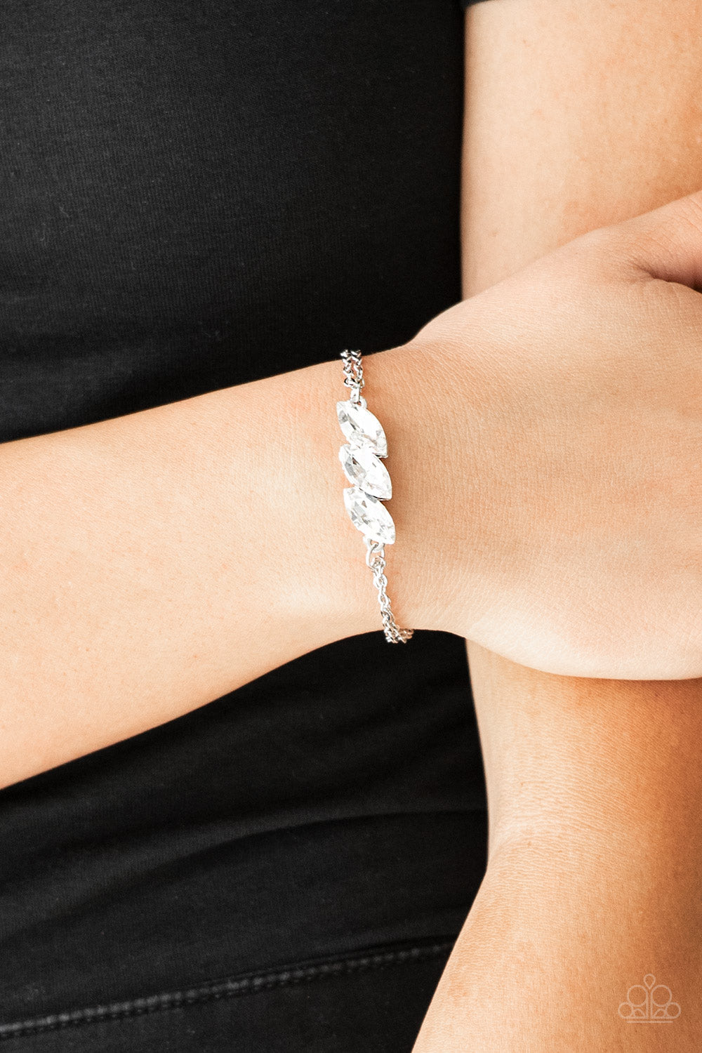Pretty Priceless (White bracelet)