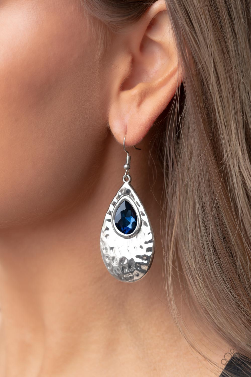 Tranquil Trove (Blue earrings)