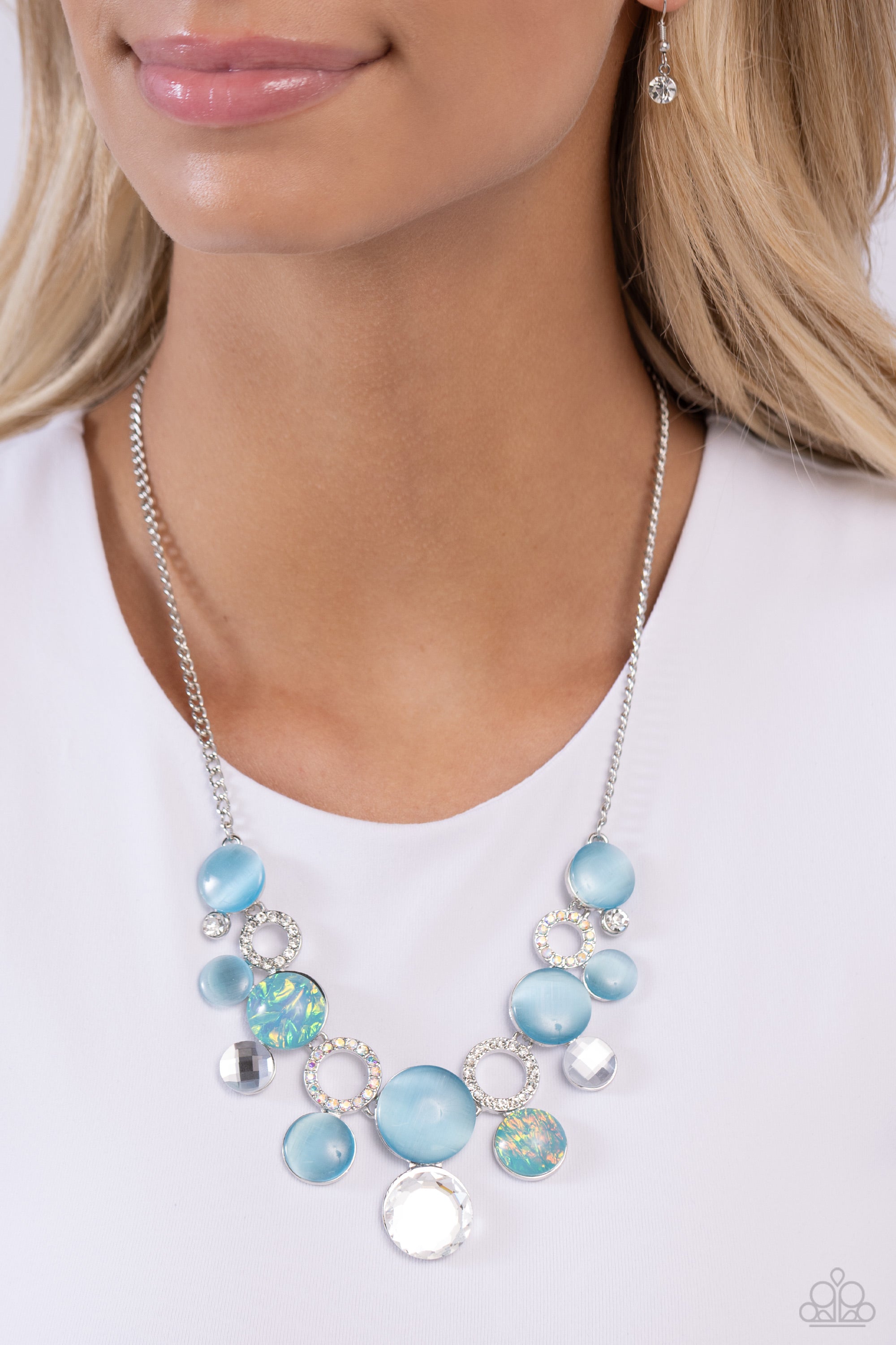 Corporate Color (Blue necklace)