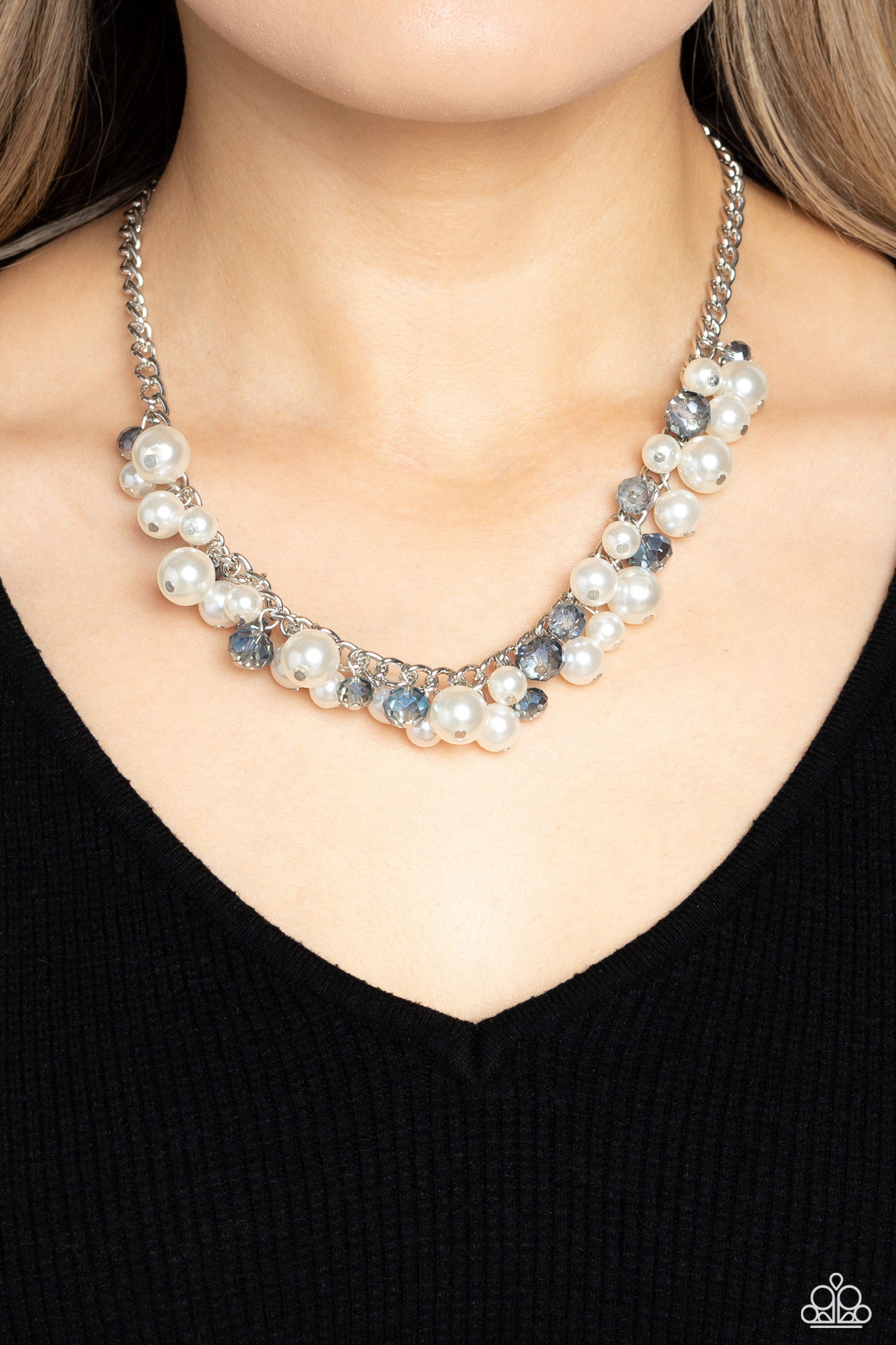 Glinting Goddess (Blue necklace)