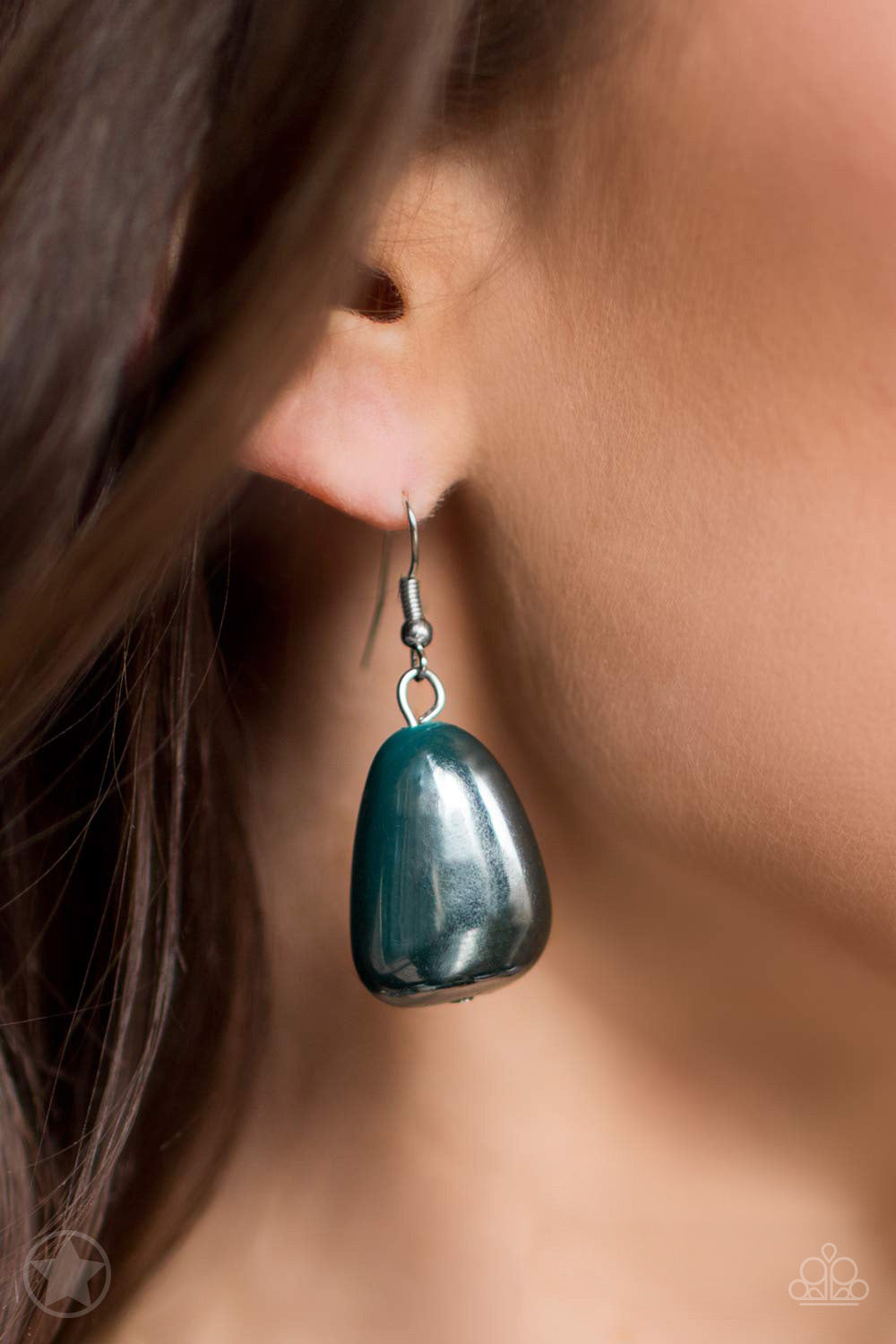 In Good Glazes (blue necklace)