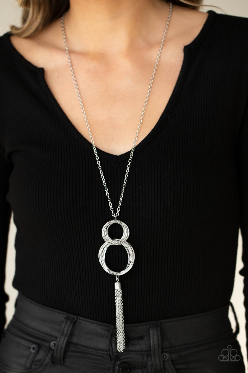 Orbiting Splendor (Silver necklace)