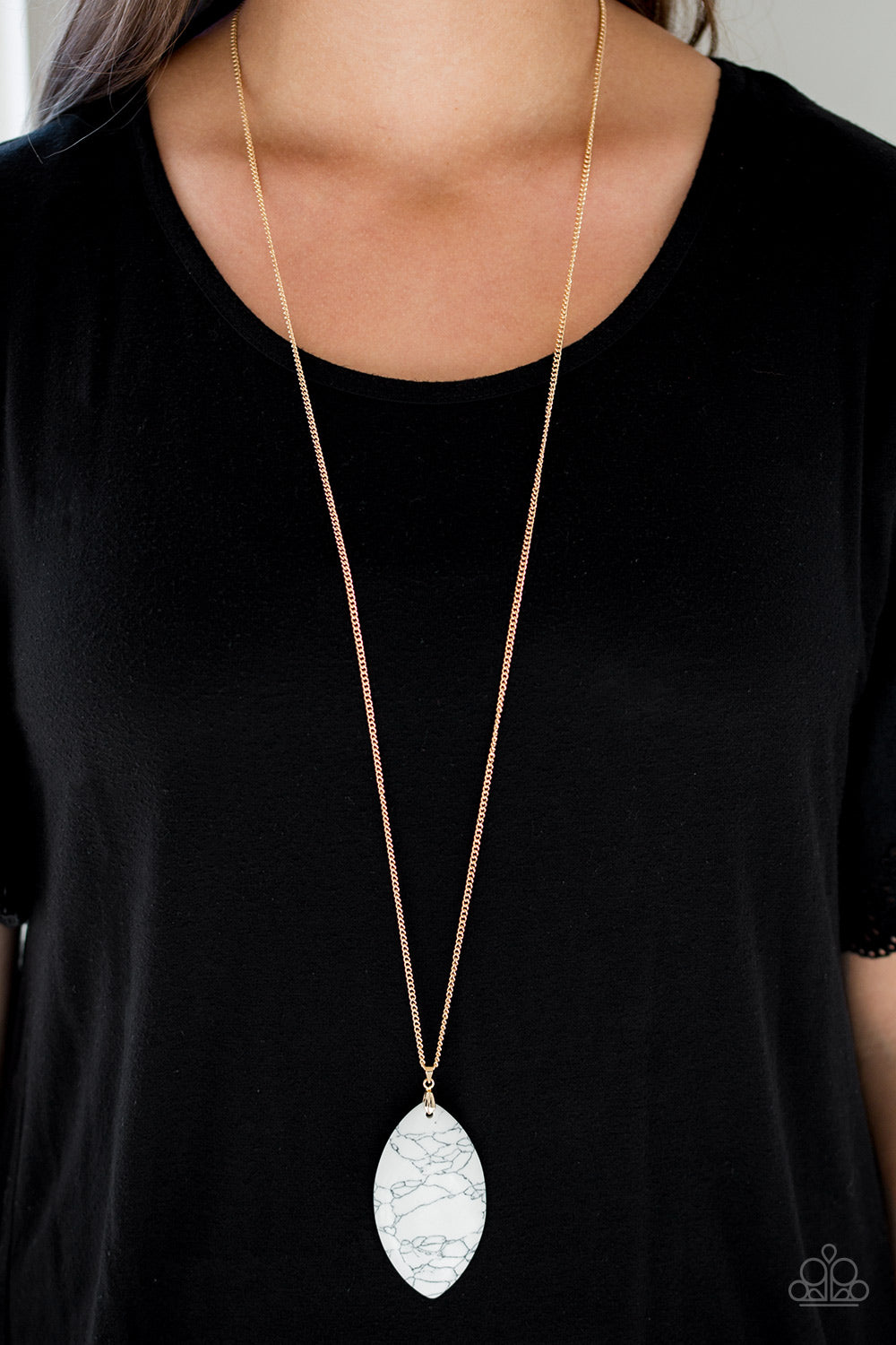 Santa Fe Simplicity (White necklace)