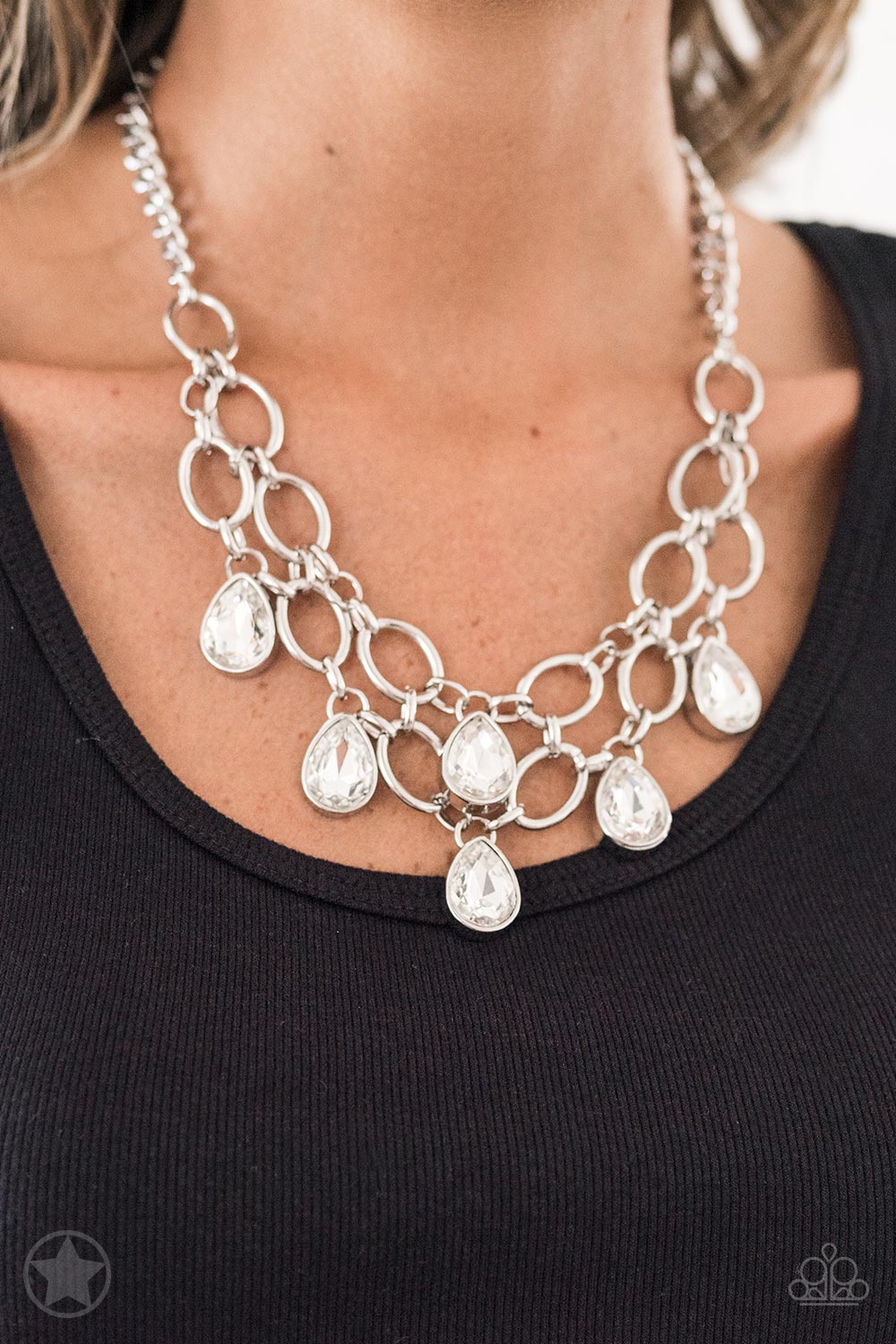 Show-Stopping Shimmer (White necklace)