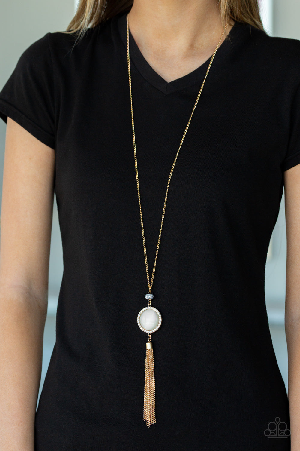 Sparkling Spectacle (Gold necklace)