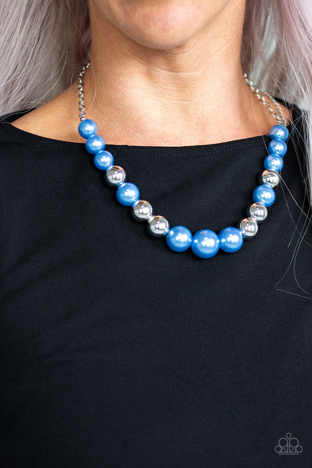 Take Note (blue necklace)