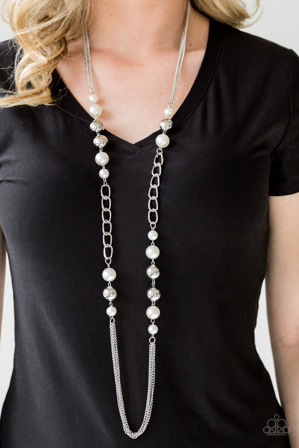 Uptown Talker (White necklace)