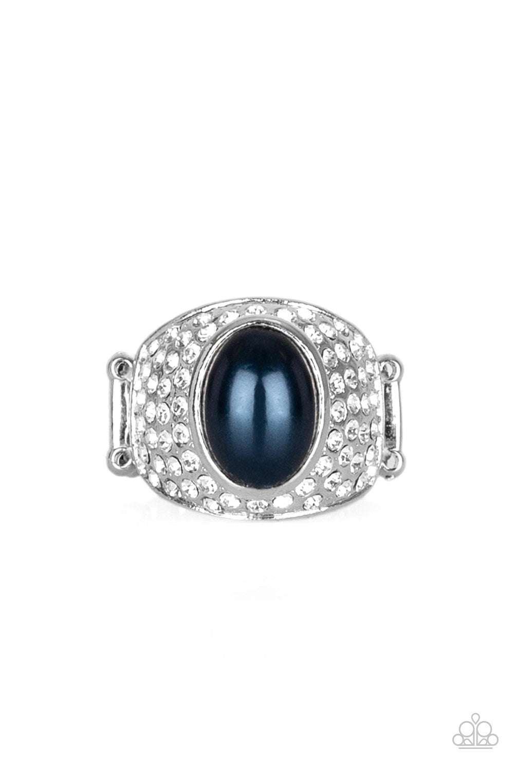 Glittering Go Getter (blue ring)