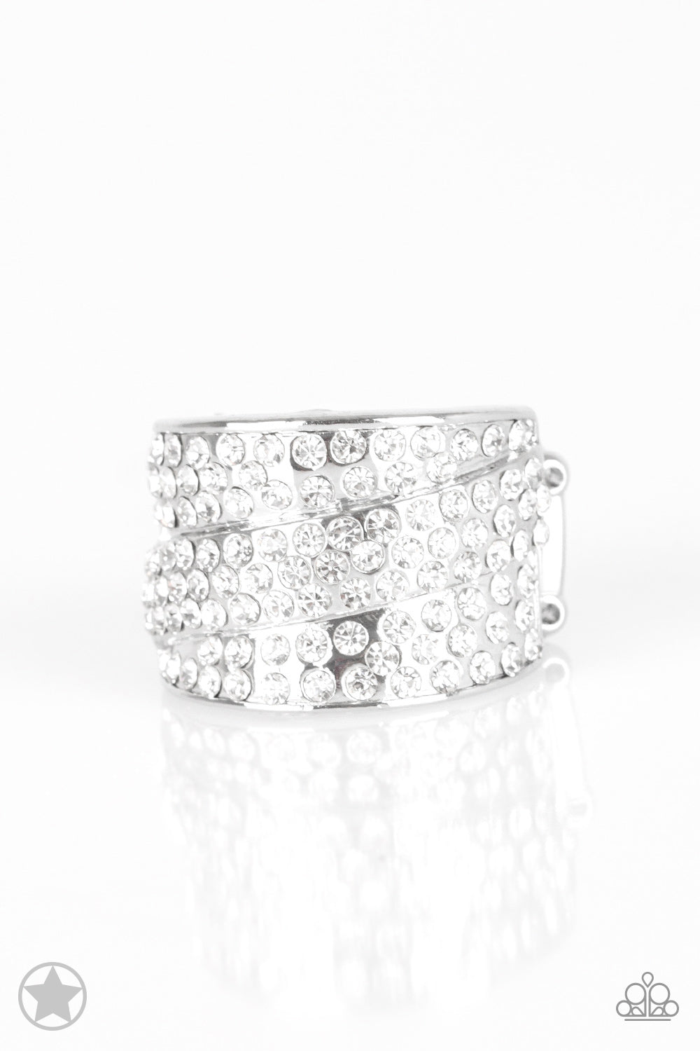 The Millionaires Club (Men's white ring)