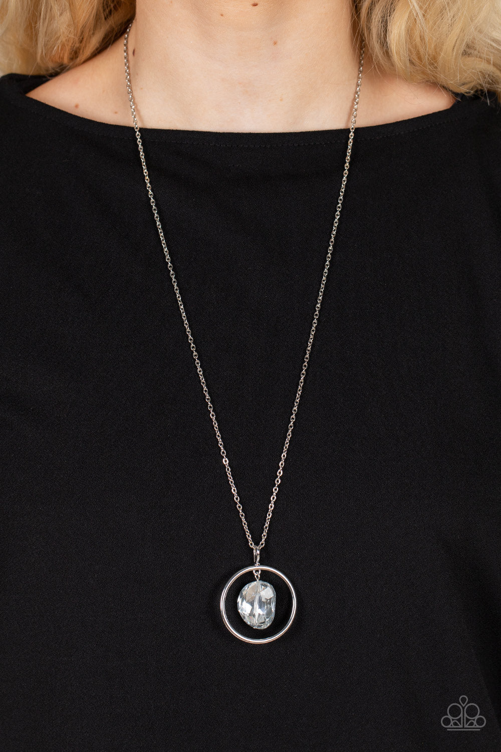 Hands-Down Dazzling (Silver necklace)