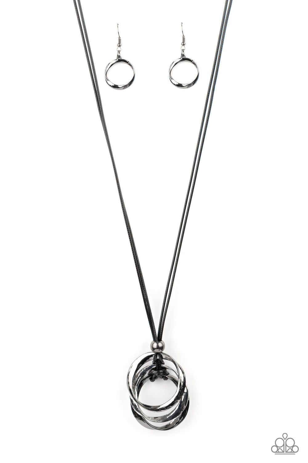 Harmonious Hardware (black necklace)