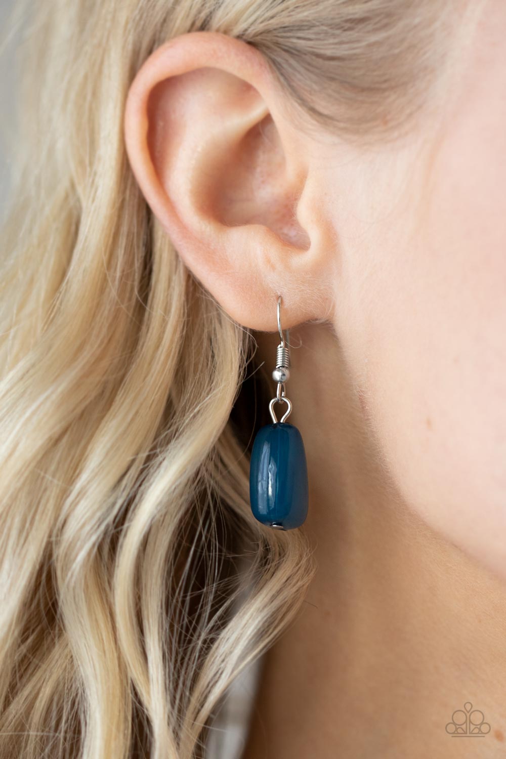 Tenaciously Tangy (blue necklace)
